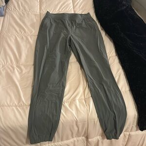 Lululemon joggers